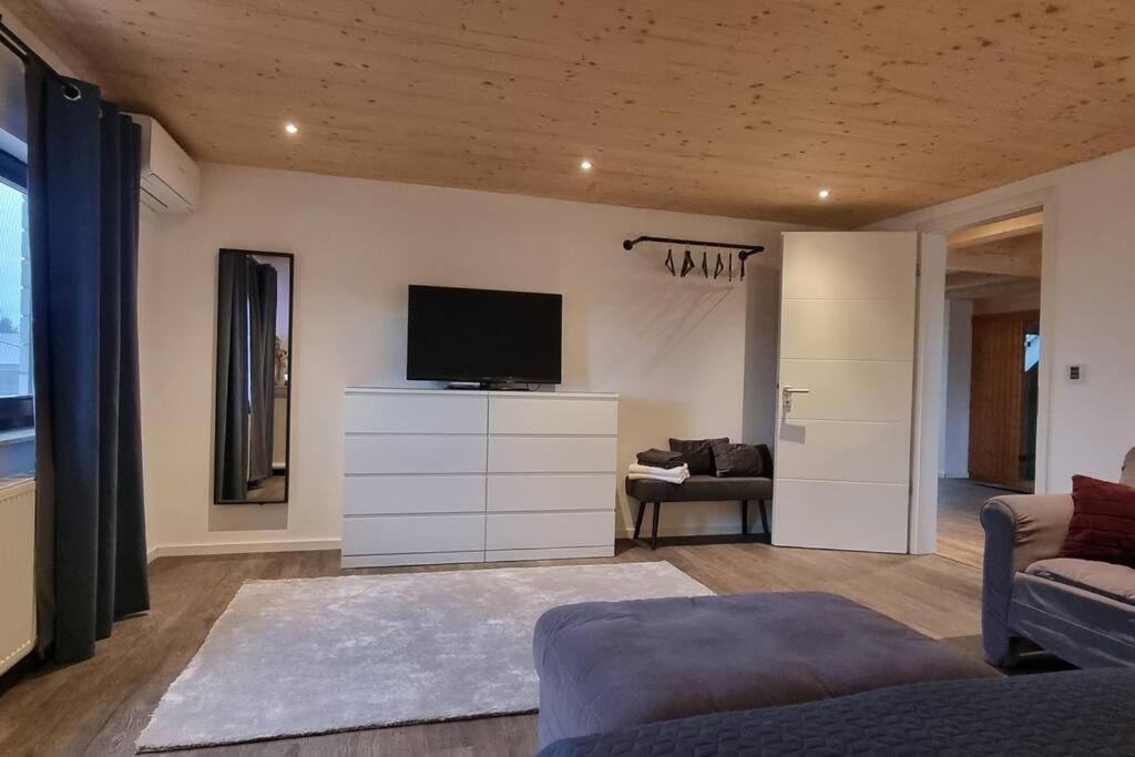 Capa Ferienwohnung Pfalz Neustadt an der Weinstraße Exterior foto